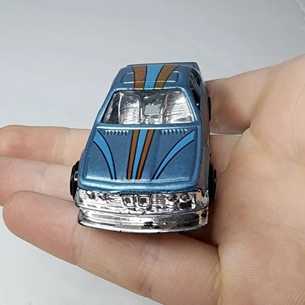 Vintage 1980s Summer BMW 635 CSi Light Blue Diecast Car 1:64 Scale 8901 Rare HTF
